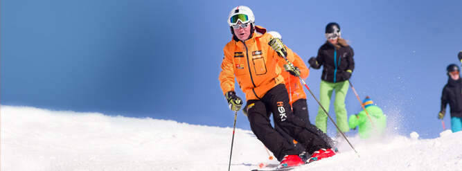 Nauka jazdy na nartach to dobra opcja spÄ™dzenia ferii