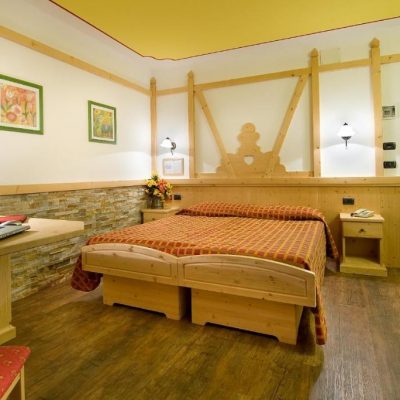 Hotel Adamello room