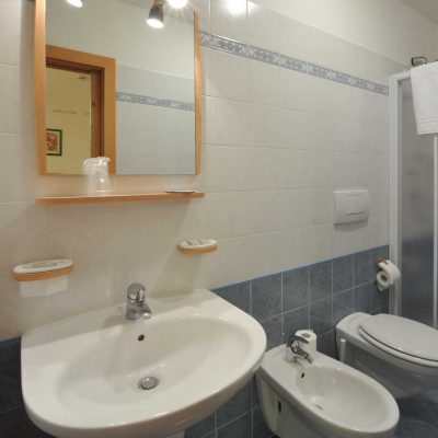 camerealpina04-hoteladamello