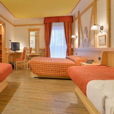 cameredolomia05-hoteladamello