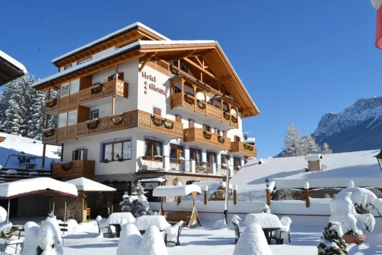Monza Dolomites Hotel — Passo San Pellegrino